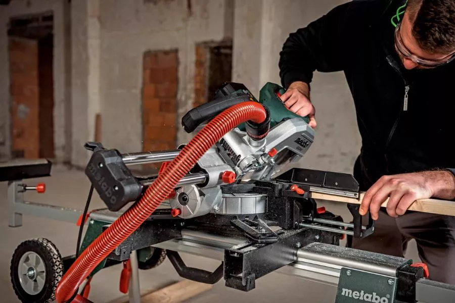 Scie à Onglets METABO KS 216 M - 1200W Ø 216 Mm - 613216000 4 Scie à Onglets METABO KS 216 M - 1200W Ø 216 Mm - 613216000 – Image 2