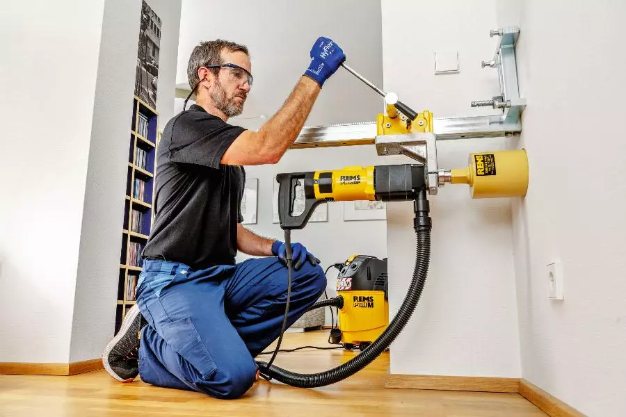 Carotteuse REMS Picus DP 2200 W - Basic Pack - Spécial Carottage à Sec Dans Le Béton Armé - 180016 R220 6 Carotteuse REMS Picus DP 2200 W - Basic Pack - Spécial Carottage à Sec Dans Le Béton Armé - 180016 R220 – Image 4