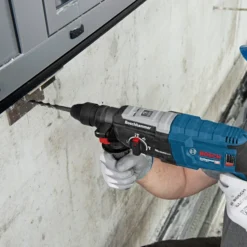 Perforateur SDS-Plus GBH 2-28 F BOSCH En Coffret - 0611267600 6 Perforateur SDS-Plus GBH 2-28 F BOSCH En Coffret - 0611267600 -Maxoutil Soldes PHA60028 3