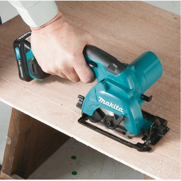 Scie Circulaire 10.8V Li-ion 4.0Ah CXT Ø85 Mm MAKITA - HS301DSMJ 6 Scie Circulaire 10.8V Li-ion 4.0Ah CXT Ø85 Mm MAKITA - HS301DSMJ – Image 4