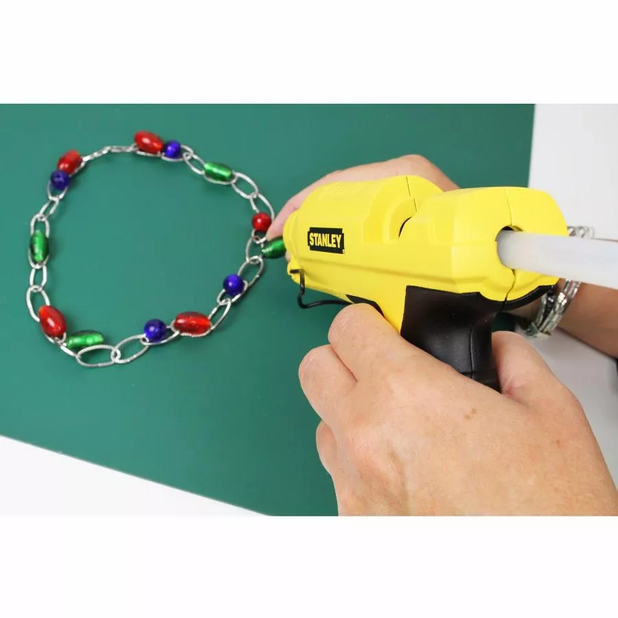 Stanley Pistolet A Colle Chauffage Rapide Gr 50 - STHT6-70417 3 Stanley Pistolet A Colle Chauffage Rapide Gr 50 - STHT6-70417