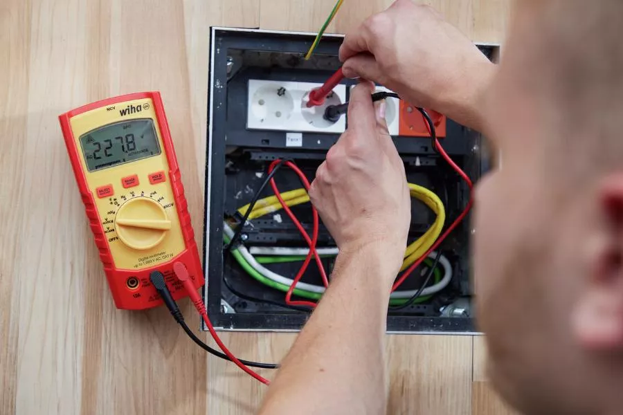 Multimètre Numérique WIHA Jusqu'à 1000V AC Cat. IV + 2 Piles AAA Incluses - 45215 7 Multimètre Numérique WIHA Jusqu'à 1000V AC Cat. IV + 2 Piles AAA Incluses - 45215 – Image 5